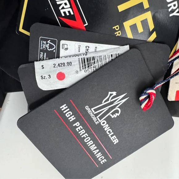 NWT Moncler Grenoble Chanavey down ski jacket size 3 - Picture 10 of 16